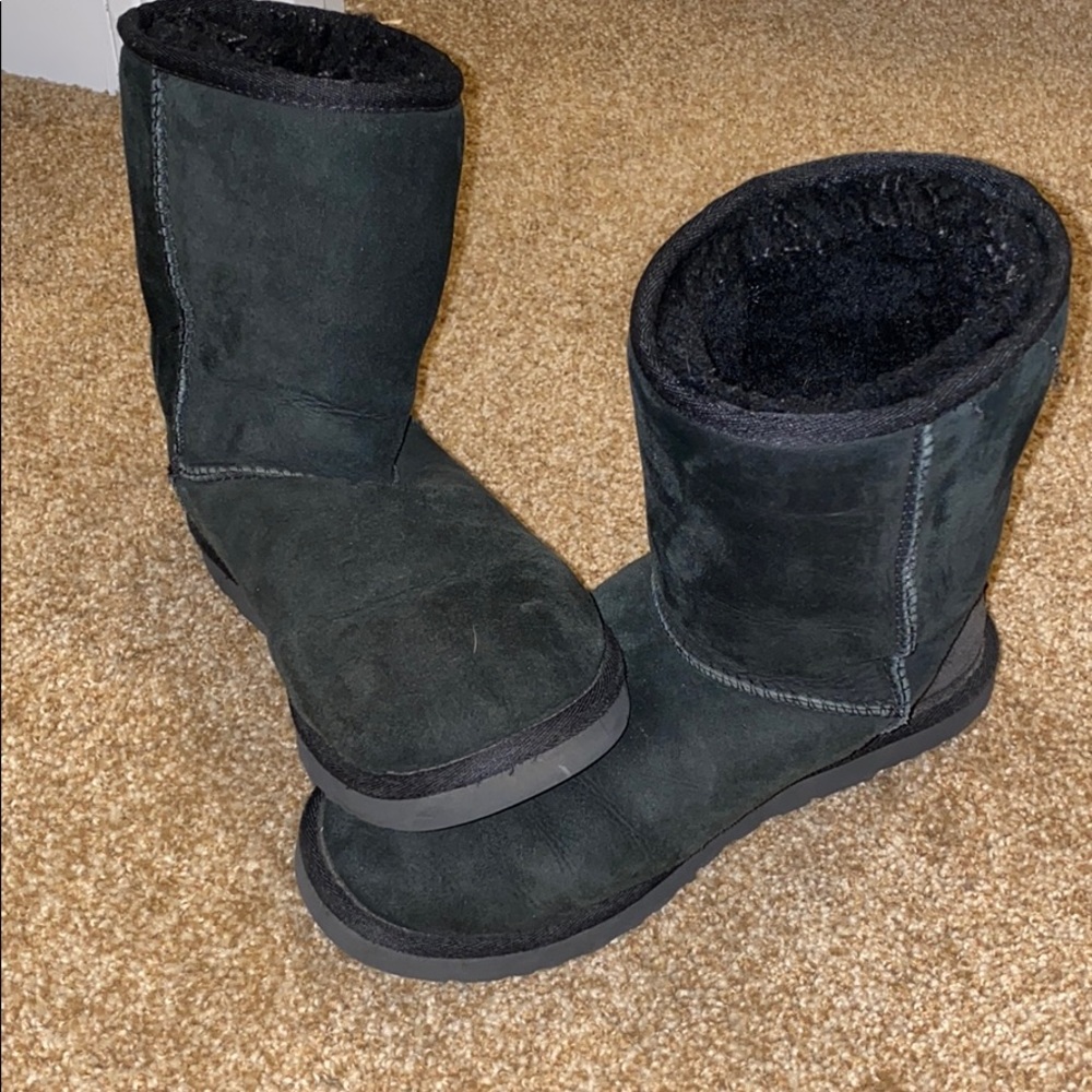 Short Uggs - image 1